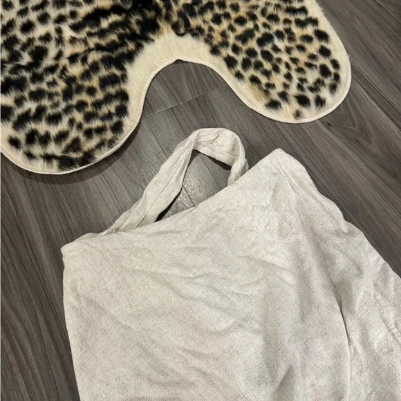 Linen maxi skirt with slit - Picture 4 of 4